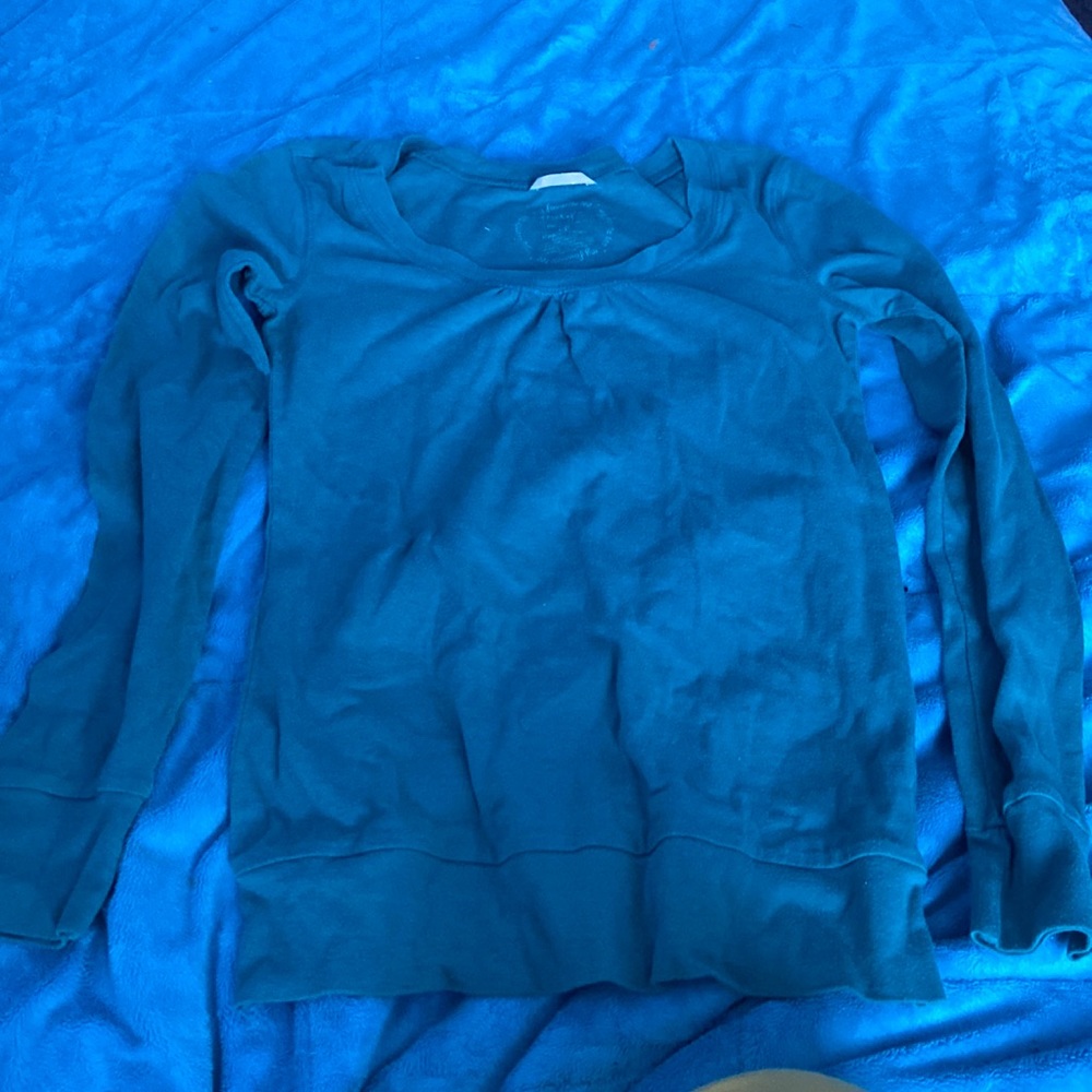 Woman’s long sleeve top